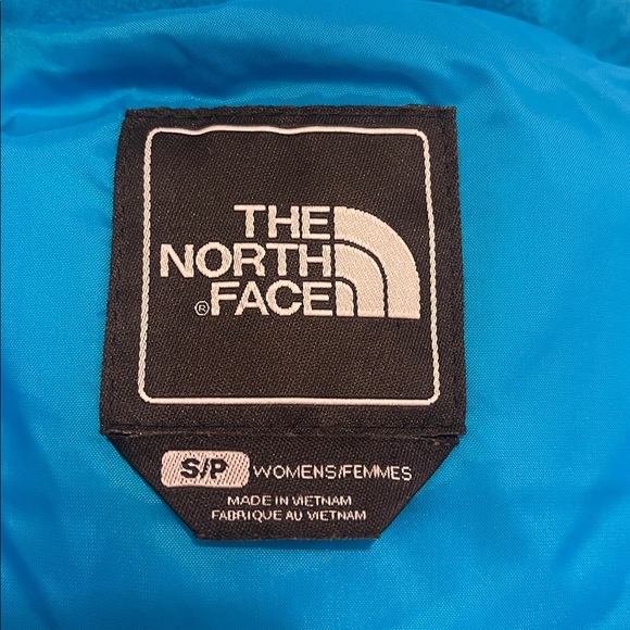 The North Face Women's Down Vest - Picture 6 of 6